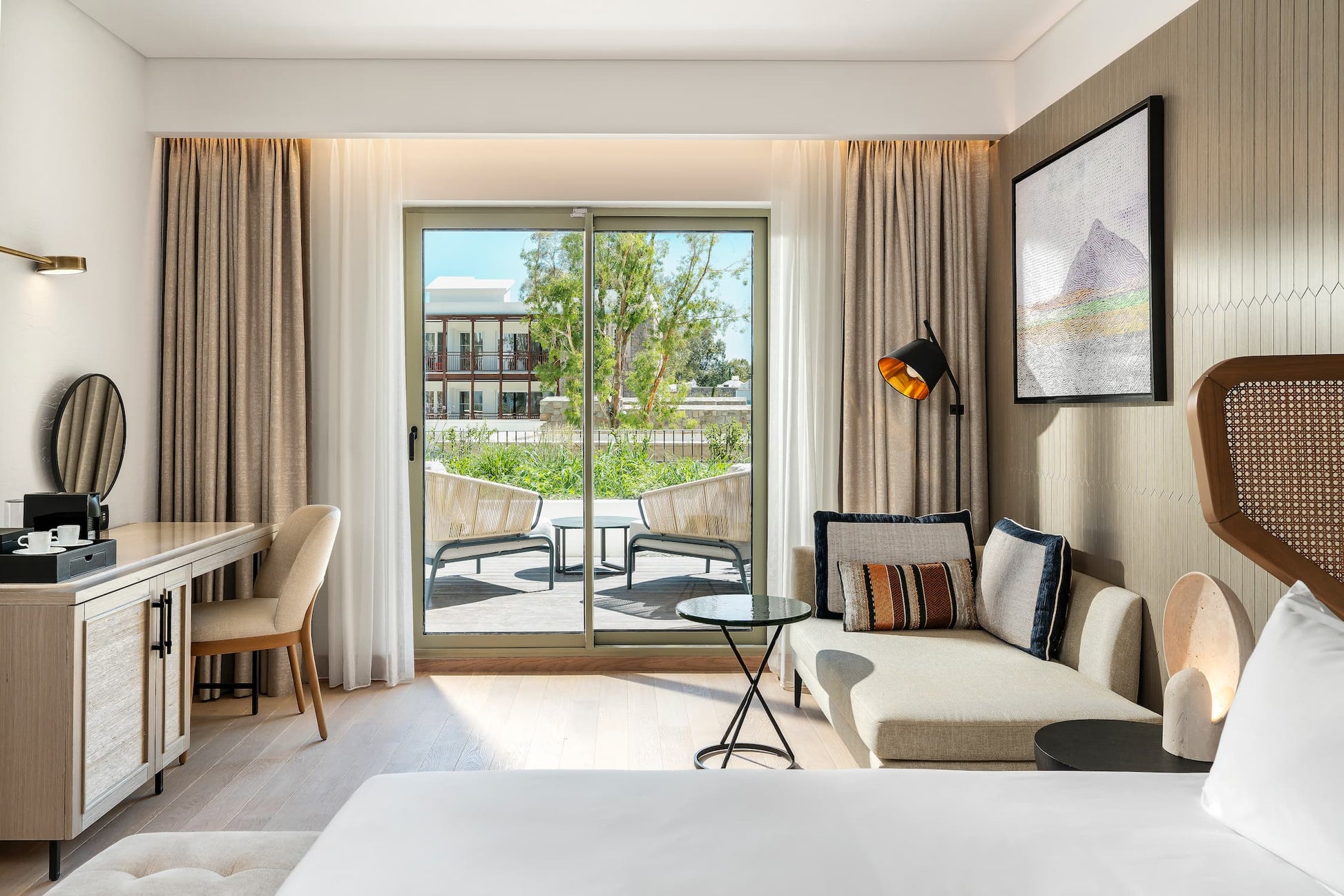 Full Pass Suite / per room (3 persons)