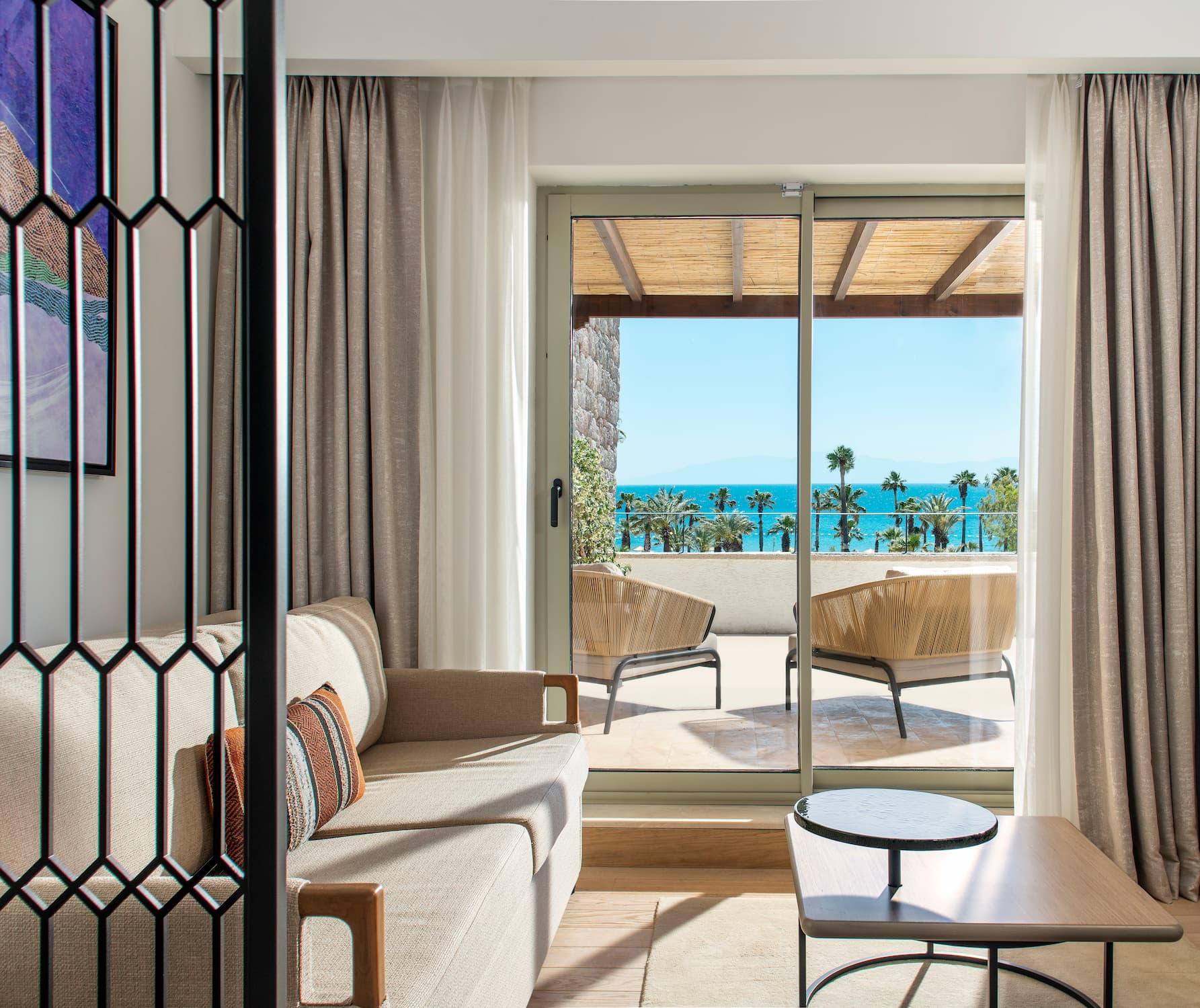 Full Pass Suite / per room (3 persons)