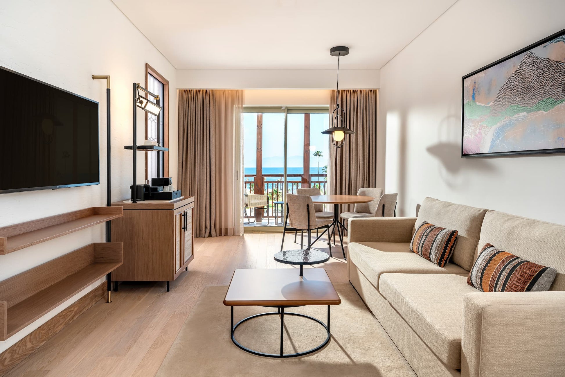 Full Pass Suite / per room (3 persons)